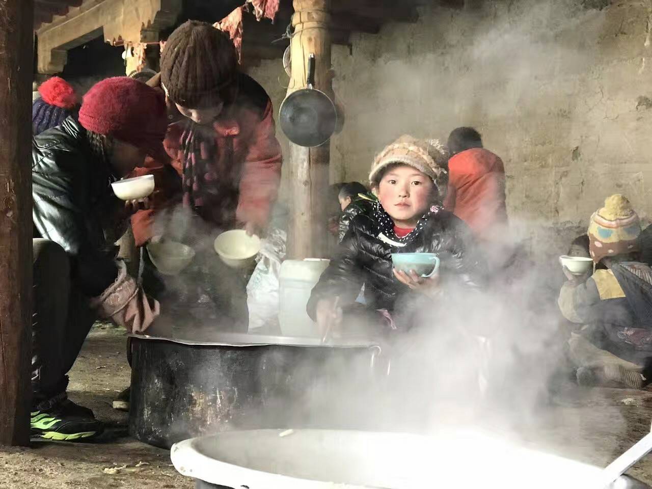 吉林俊琛环保科技研发有限公司公益回顾丨家国同欢月同圆 温暖满载甘孜州(图10) 吉林俊琛环保科技研发有限公司公益回顾丨家国同欢月同圆 温暖满载甘孜州(图10)